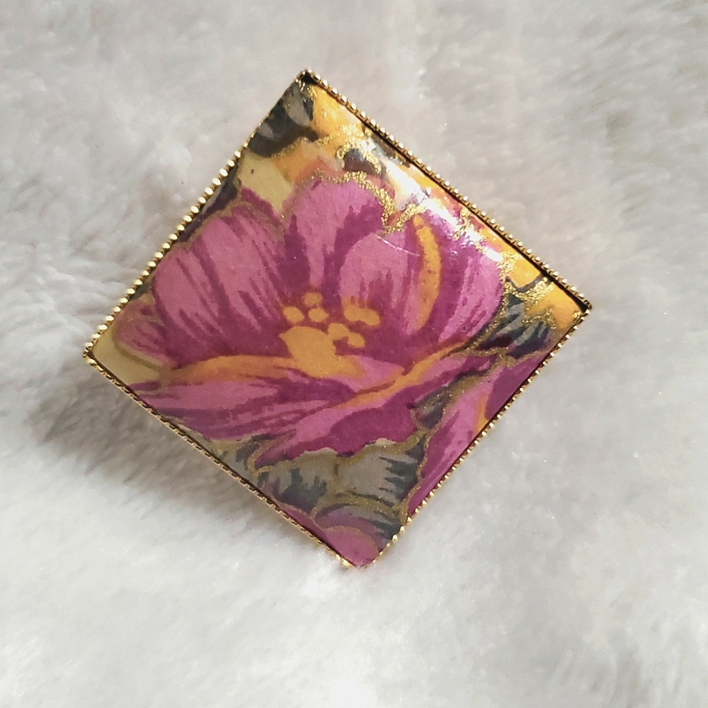 Vintage Goldtone Metal Floral Brooch Pendant